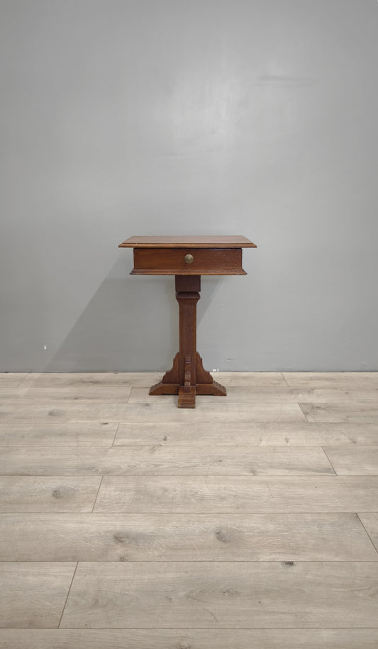 82954 Tavolino in legno con gamba singola