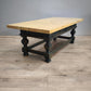 83310 Tavolo da salotto con base in legno e piano in finto marmo