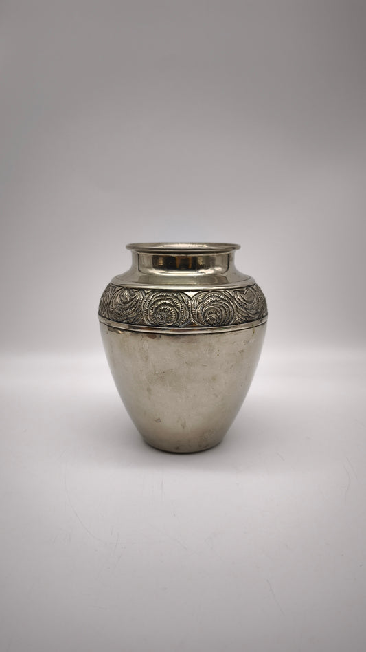 83605 Vaso in metallo Art Déco
