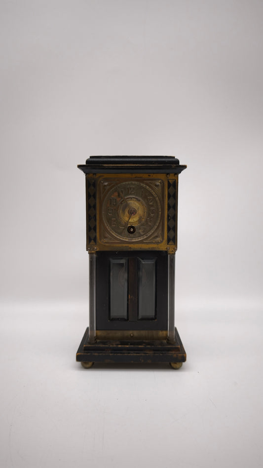 82874 Antico orologio da tavolo in legno con vetri molati