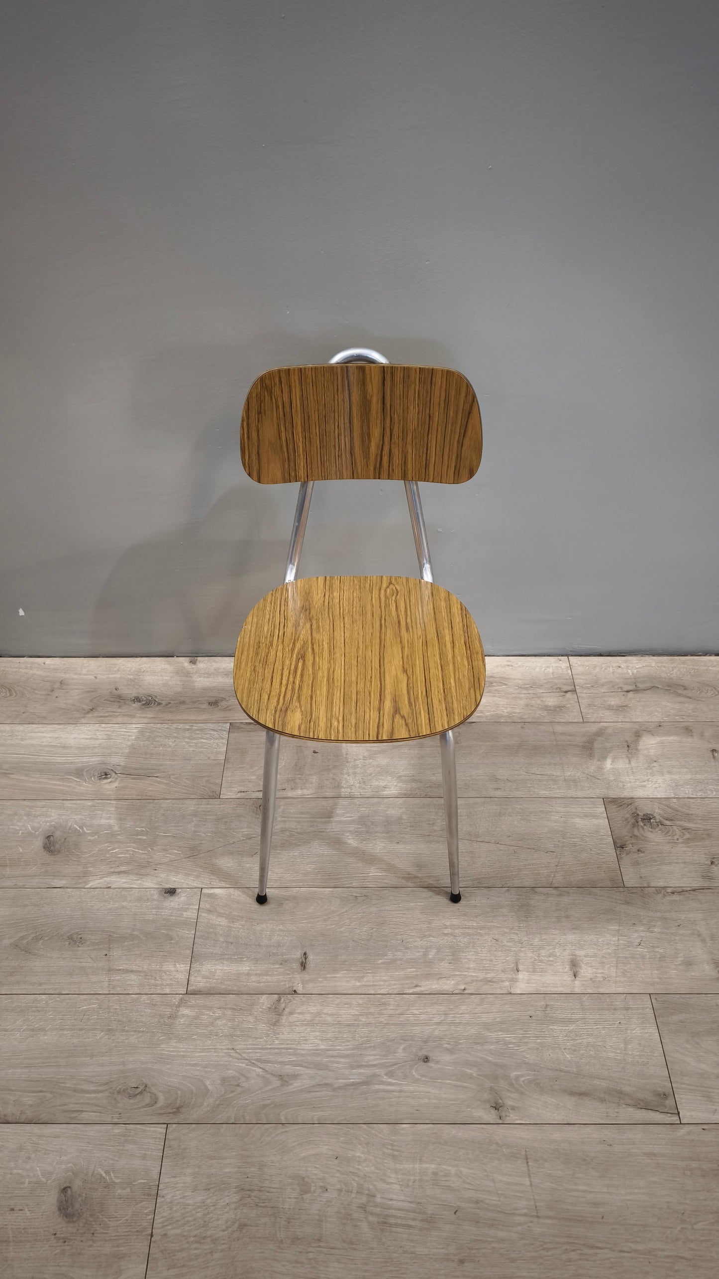 84145 Set n 4 sedie in formica marrone
