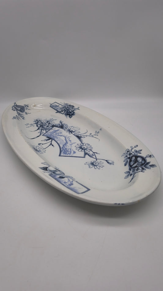 84225 Vassoio in ceramica decorata Richard