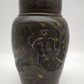 84593 Antico vaso in bronzo lavorato con drago