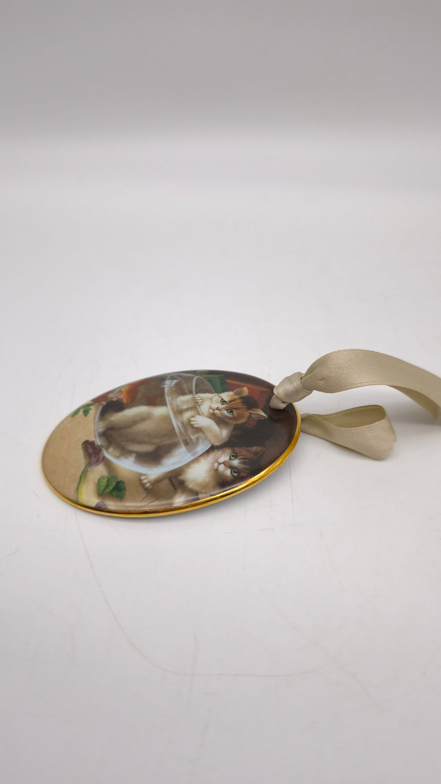 84471 Decorazione con gatti in ceramica Limoges