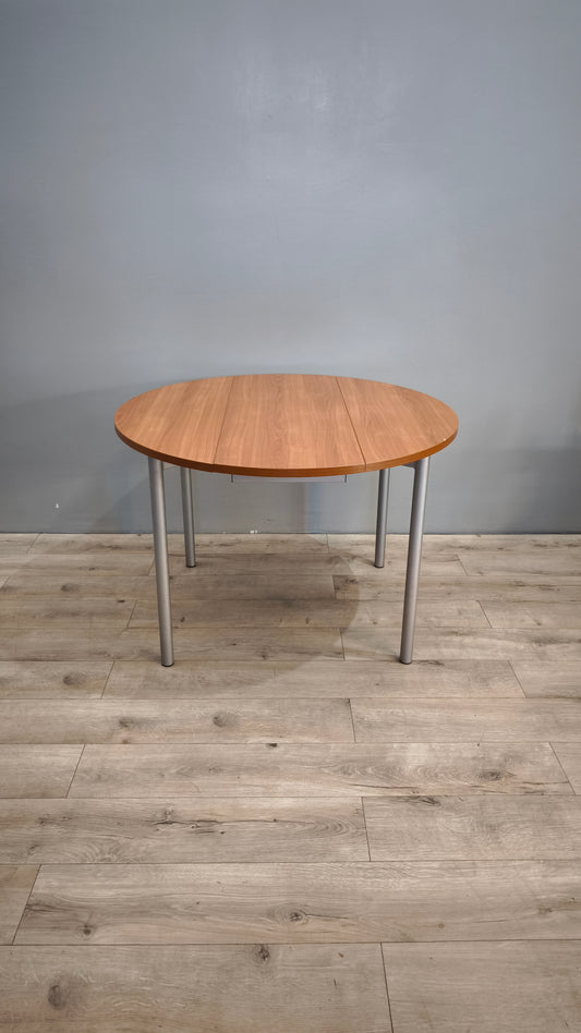 84248 Tavolo a bandelle con gambe in ferro