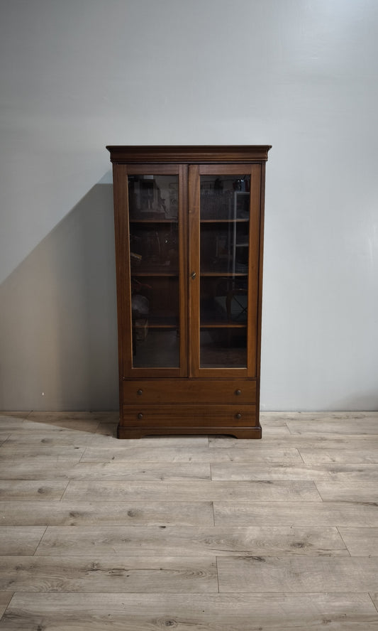 84508 Vetrina in legno due ante con due cassetti