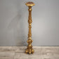 84779 Candeliere in legno dorato intagliato