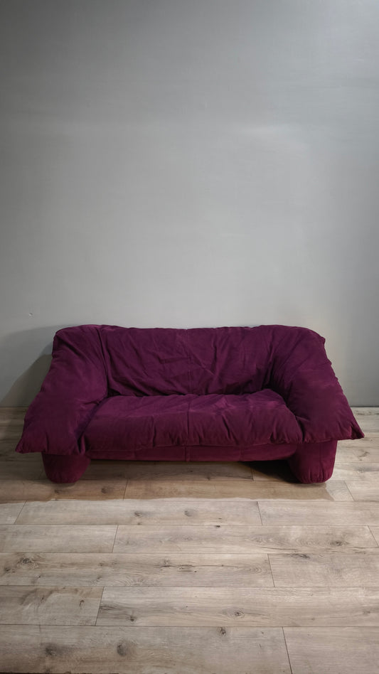 85178 Divano due posti Ligne Roset color melanzana