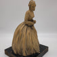 85230 Dama in ceramica su base in legno firmata Tornati