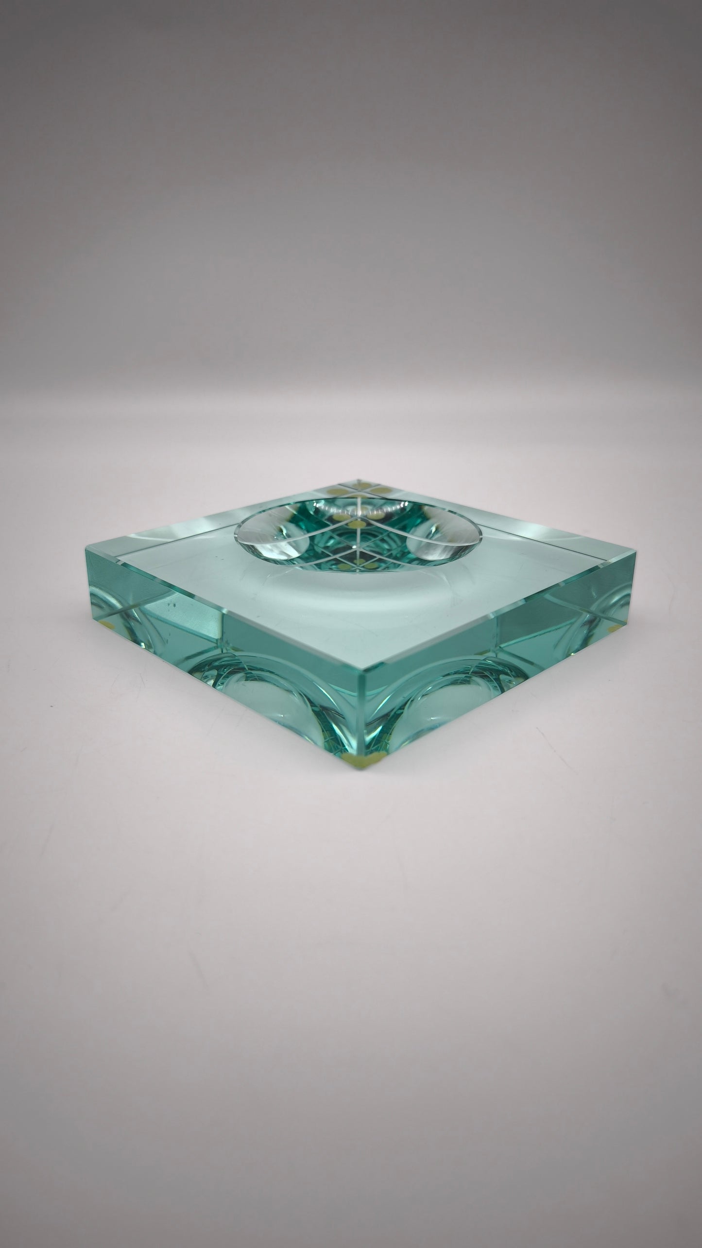 85159 Porta cenere in vetro Fontana Arte