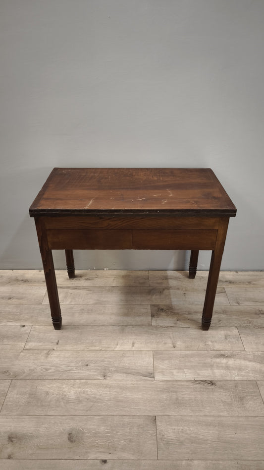 85676 Tavolo allungabile a libretto con cassetti nascosti