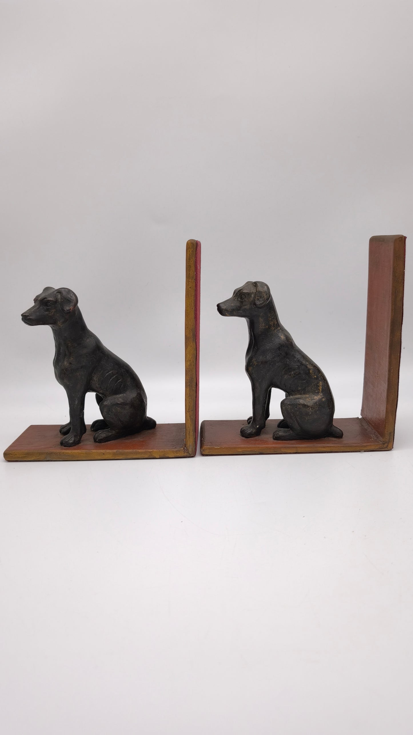 85614 Coppia fermalibri in resina con statuina cane