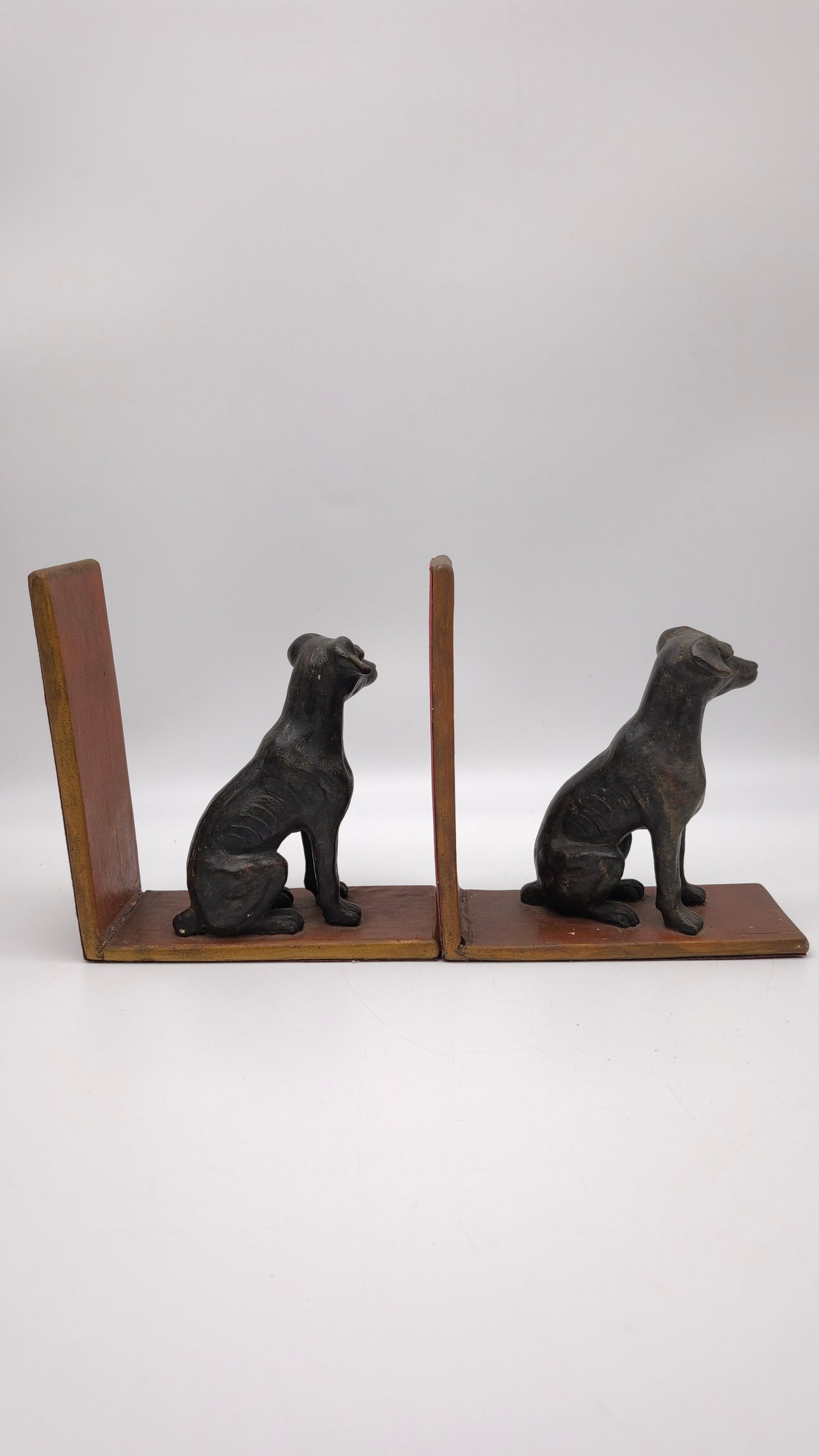 85614 Coppia fermalibri in resina con statuina cane