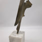 85689 Scultura in bronzo con base in marmo Remo Brindisi