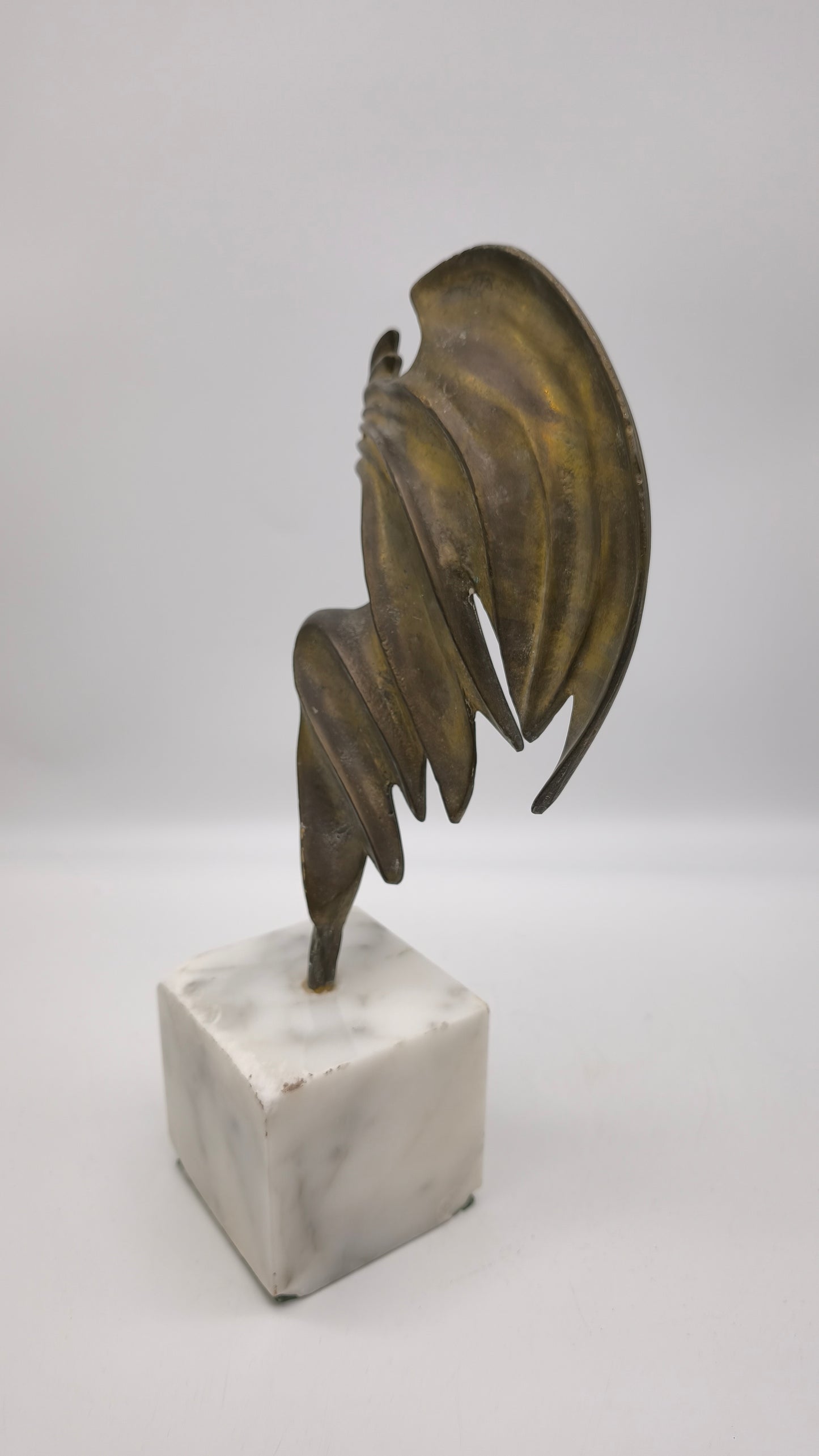 85689 Scultura in bronzo con base in marmo Remo Brindisi