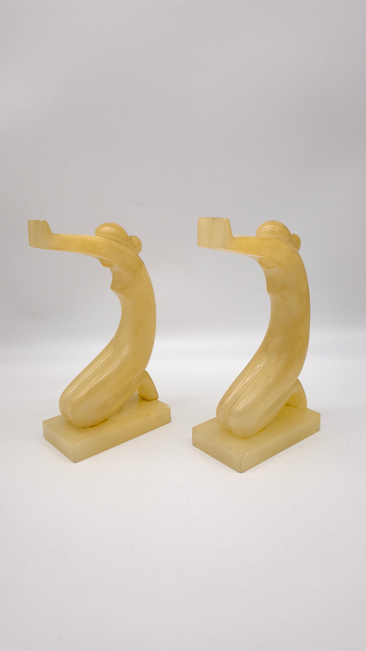 85683 Coppia di fermalibri in alabastro