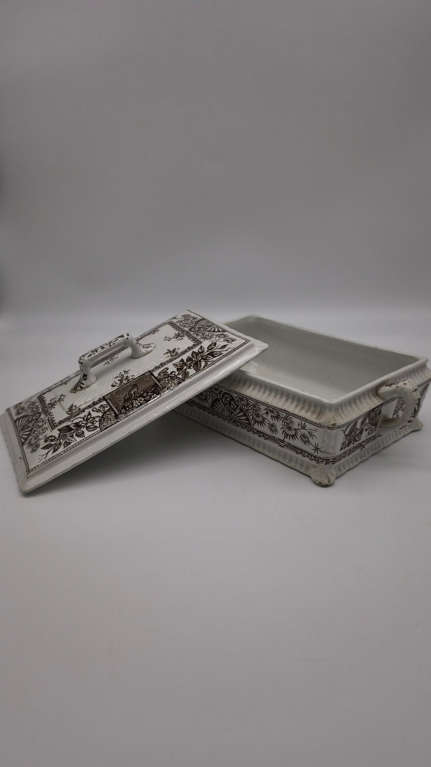 83797 Salsiera rettangolare in ceramica Wallis Gimson Alexandria