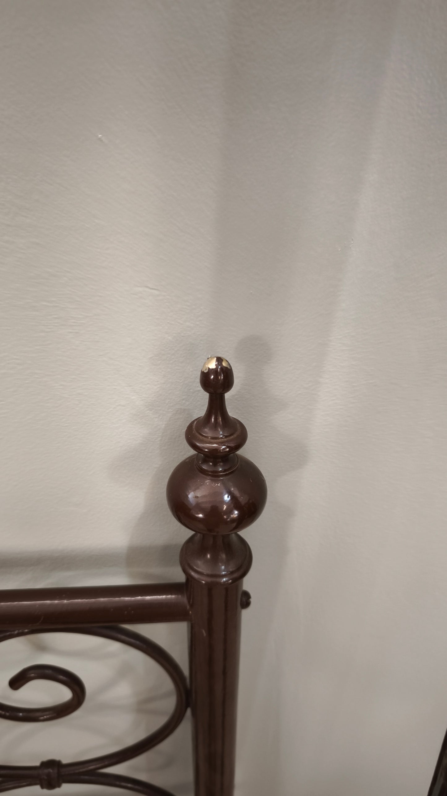 85999 Giroletto matrimoniale in ferro marrone