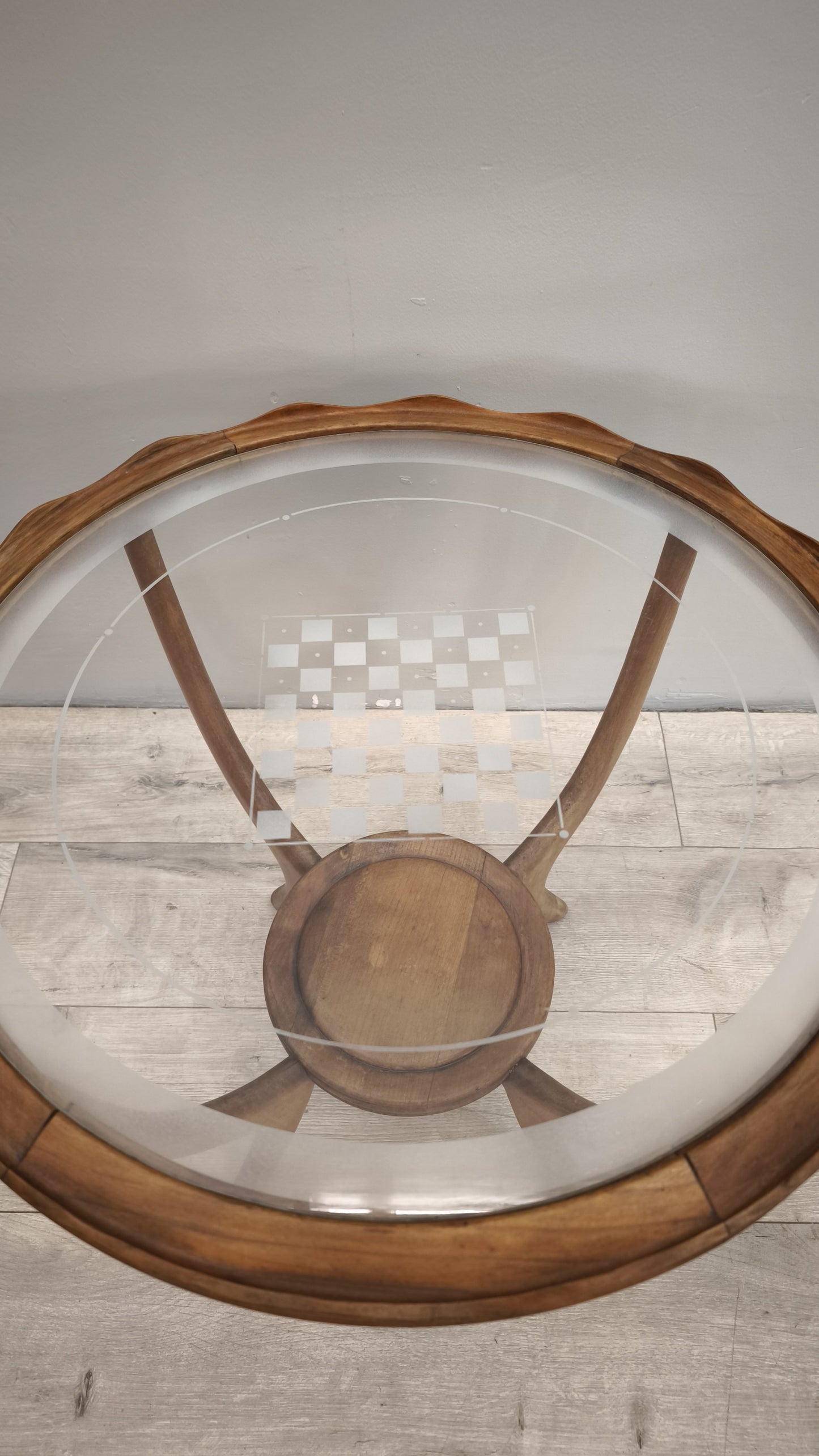 86007 Tavolino da salotto Paolo Buffa in legno con piano rotondo in vetro