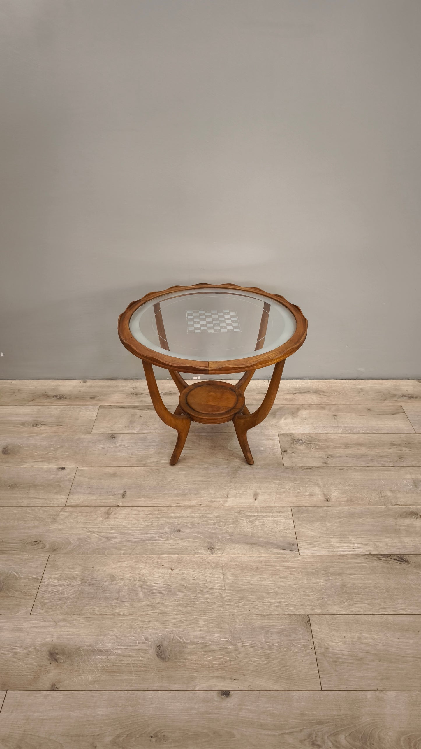 86007 Tavolino da salotto Paolo Buffa in legno con piano rotondo in vetro