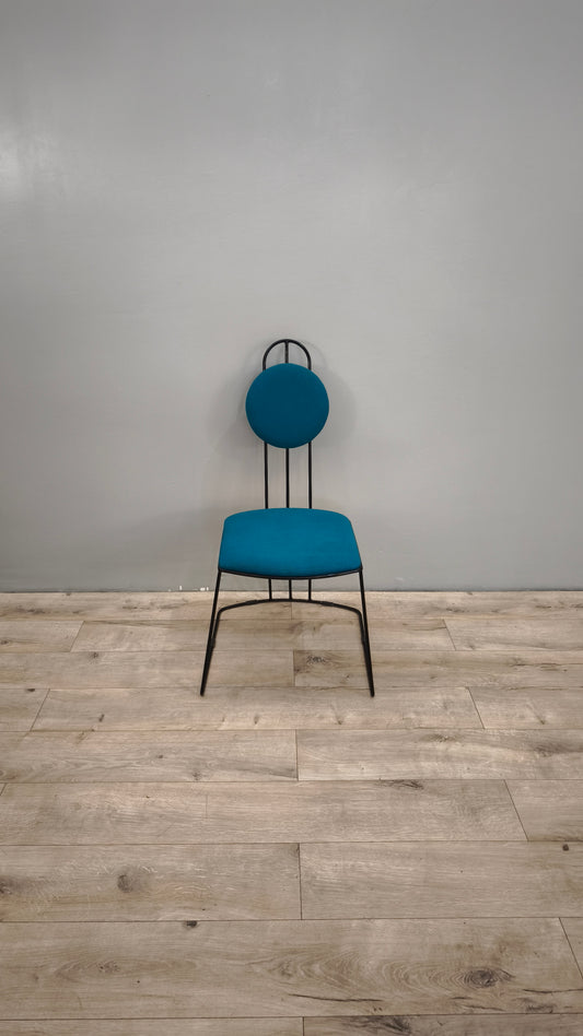 86012 Sedia in metallo e tessuto color ottanio