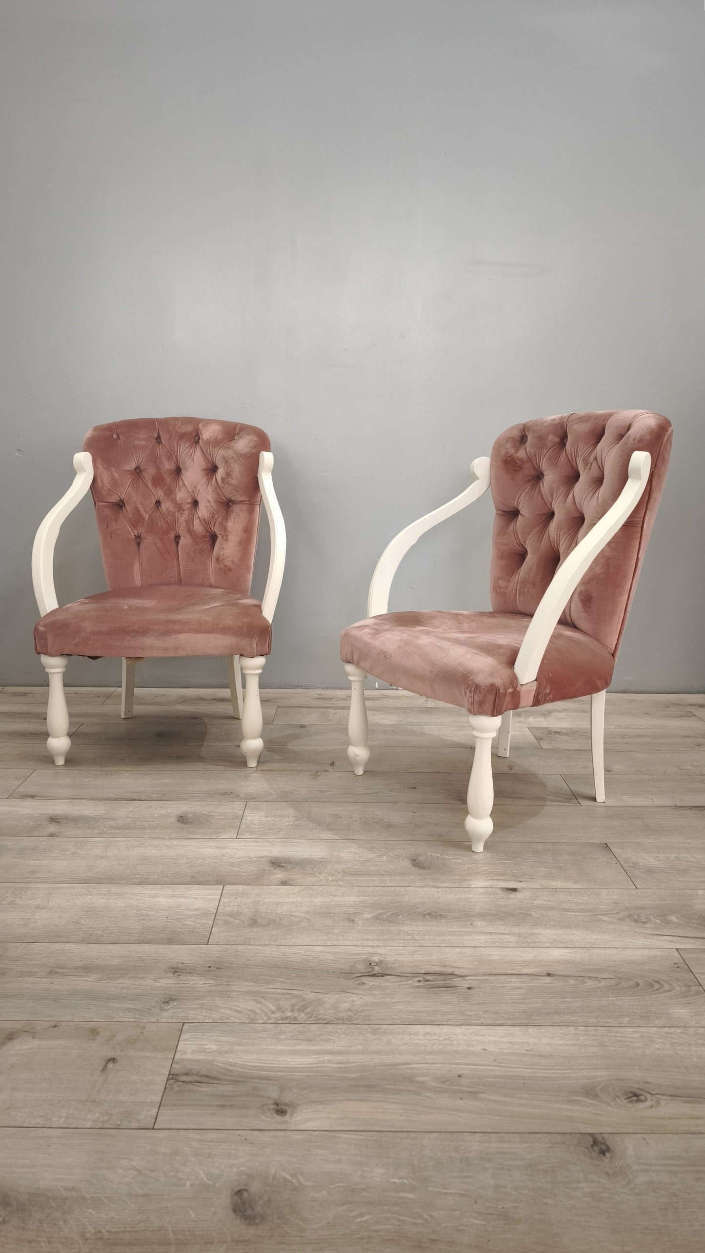 86175 Poltroncina da camera in legno bianco e tessuto rosa