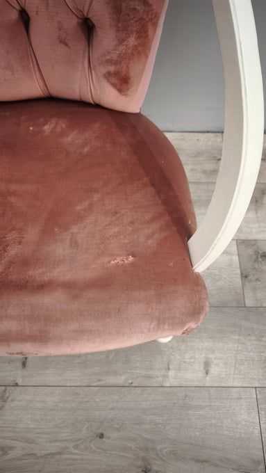 86175 Poltroncina da camera in legno bianco e tessuto rosa