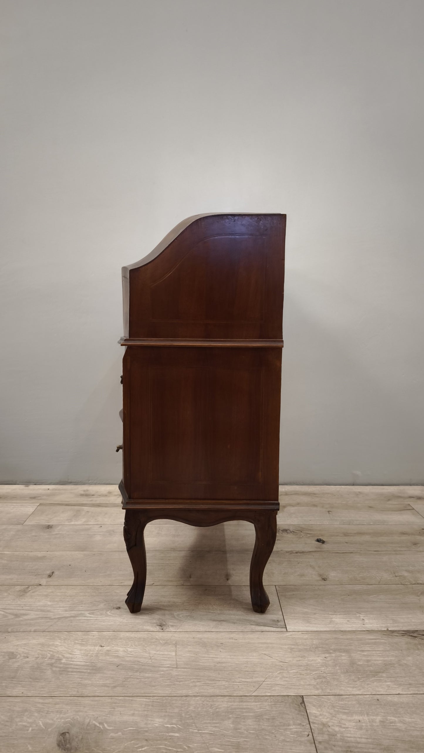 86258 Secretaire intarsiato