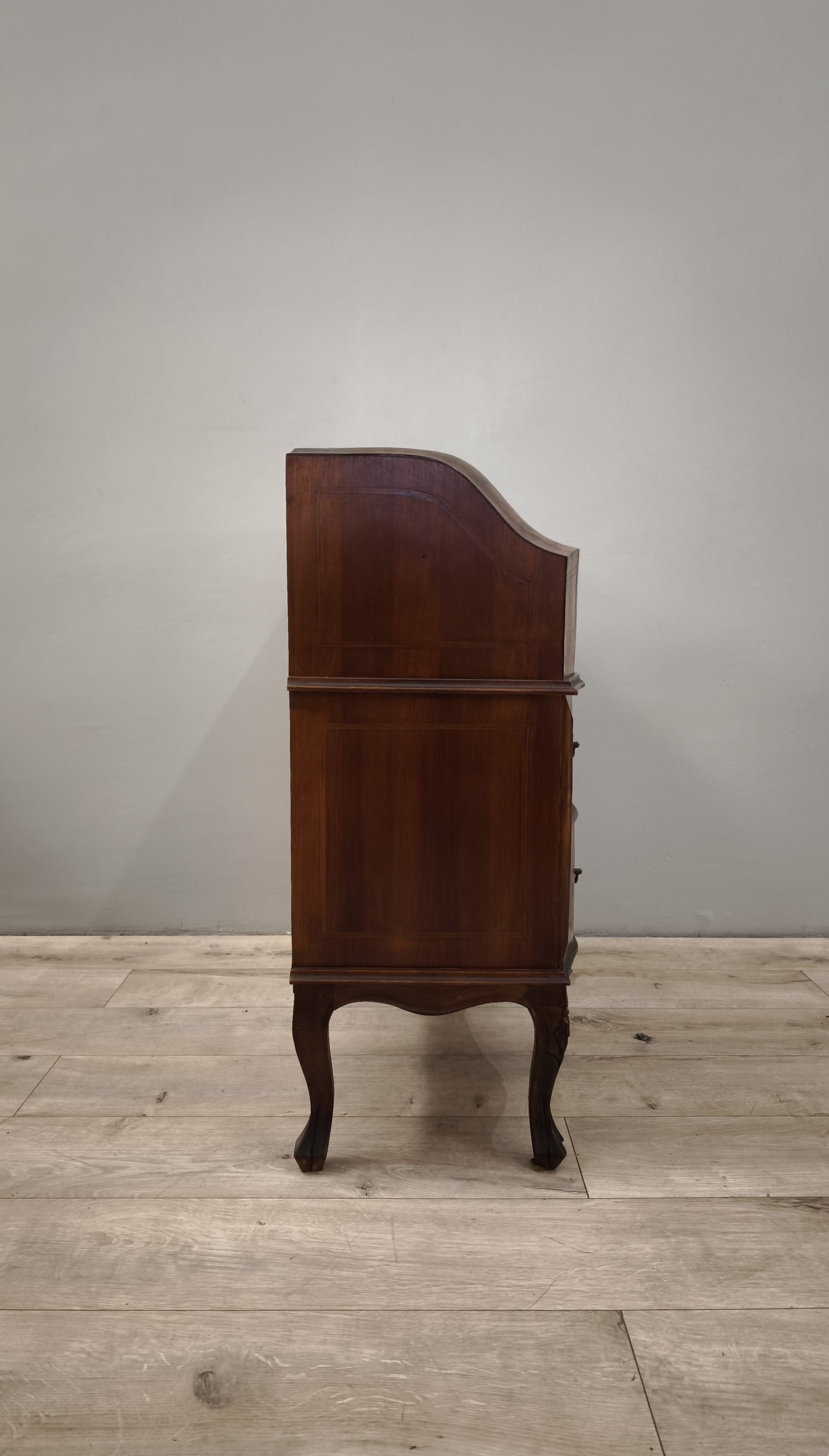 86258 Secretaire intarsiato