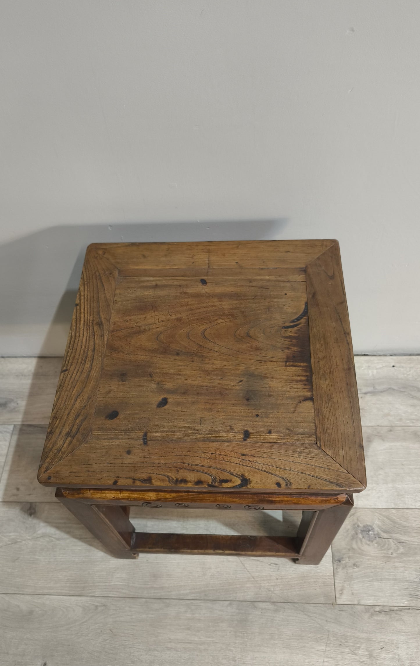 86574 Tavolo da salotto etnico in legno