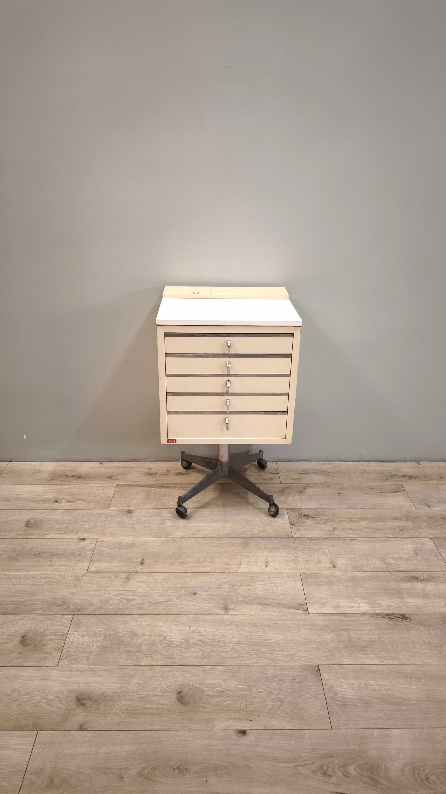 86329 Carrello di servizio da dentista con cassetti