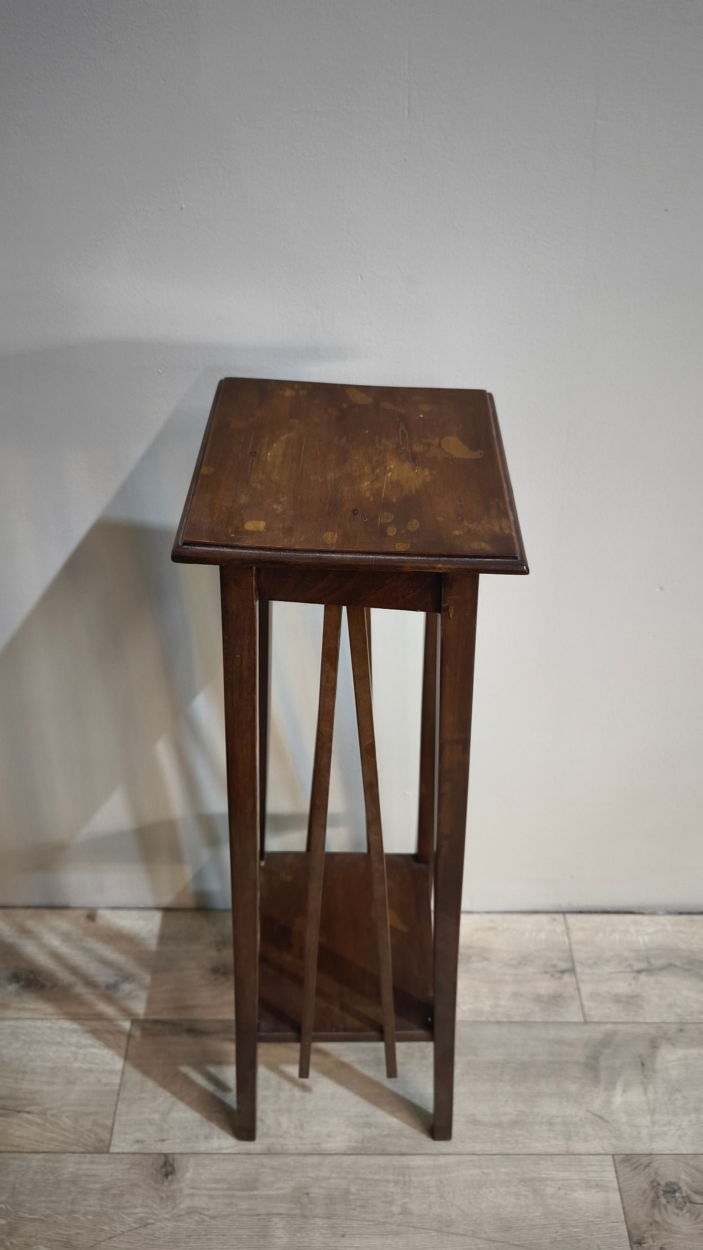 86685 Alzata in legno con doppio ripiano