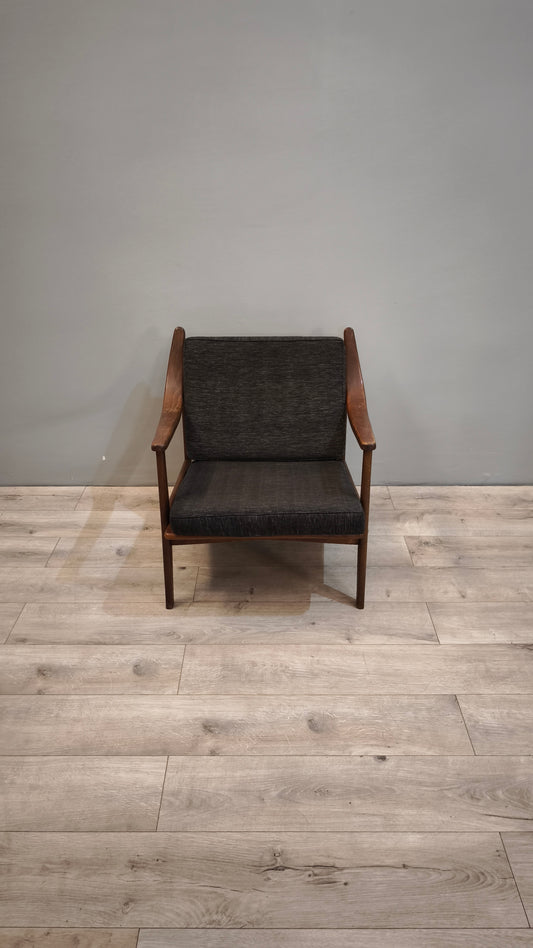 86715 Poltrona stile nordico in legno di teak