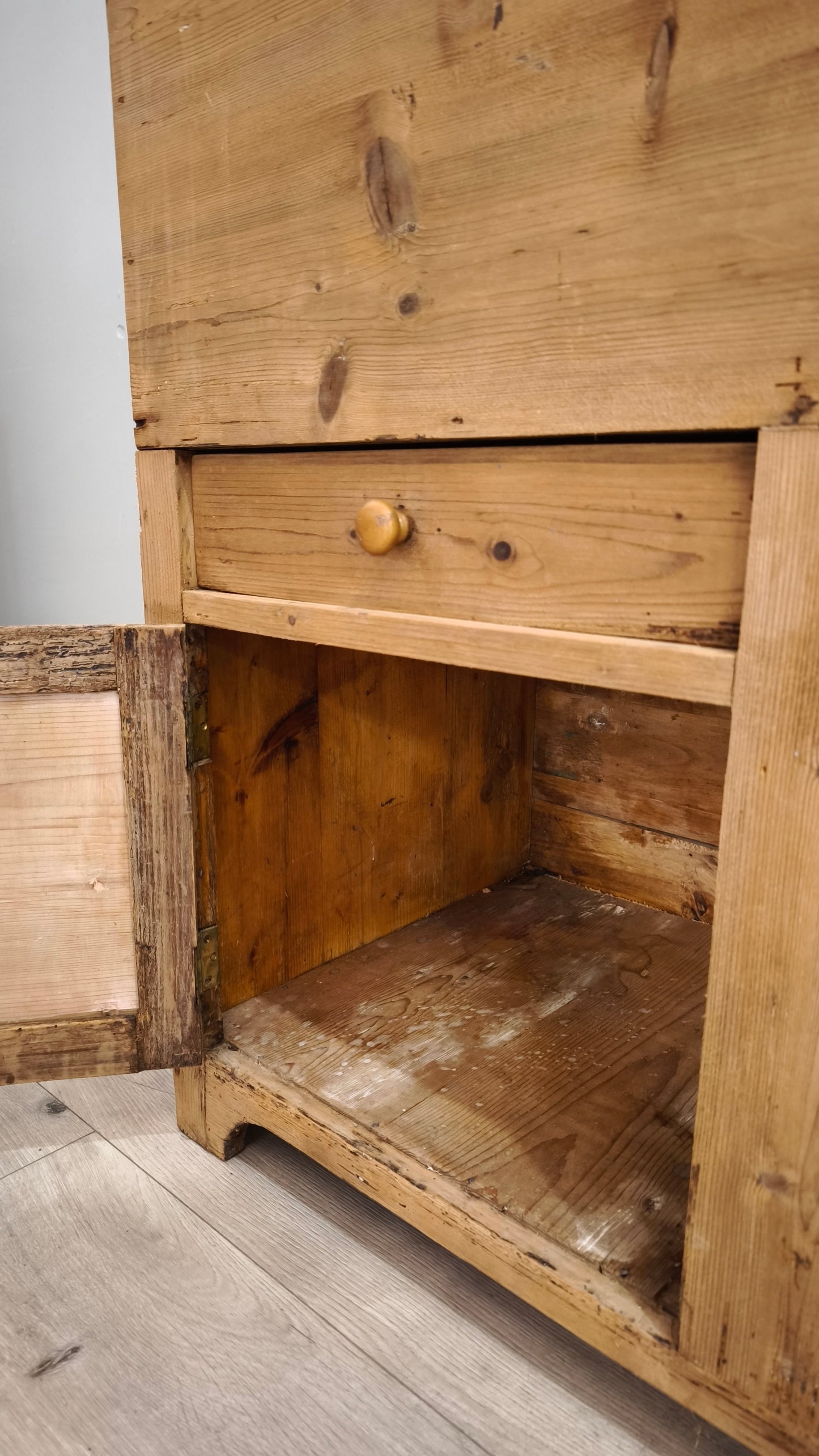 86845 Madia rustica in legno