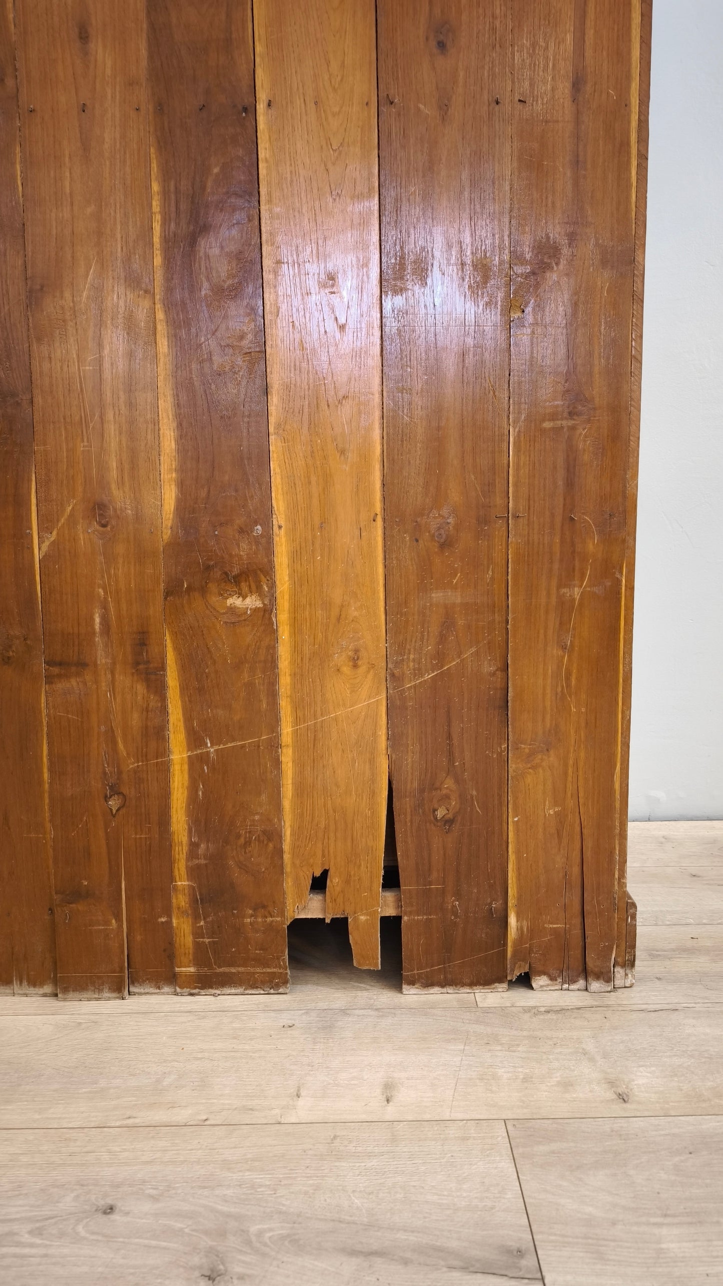 86855 Cassettiera in legno di teak