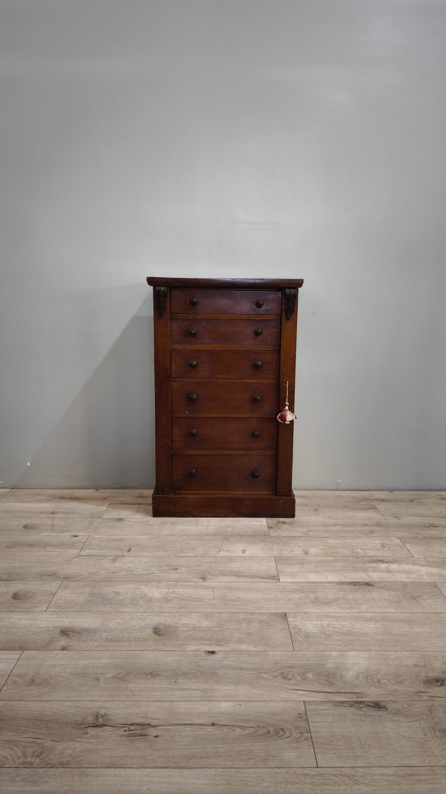 86862 Cassettiera inglese in legno