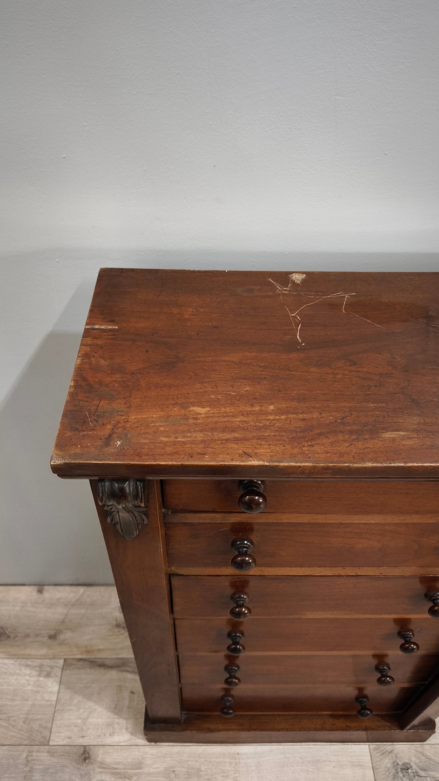 86862 Cassettiera inglese in legno