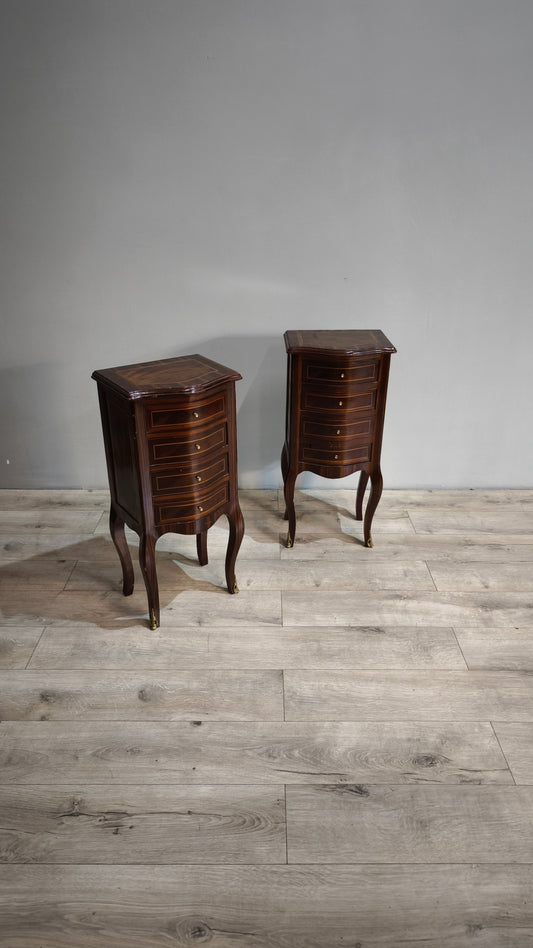 87093 Coppia di comodini con quattro cassetti e gambe a sciabola