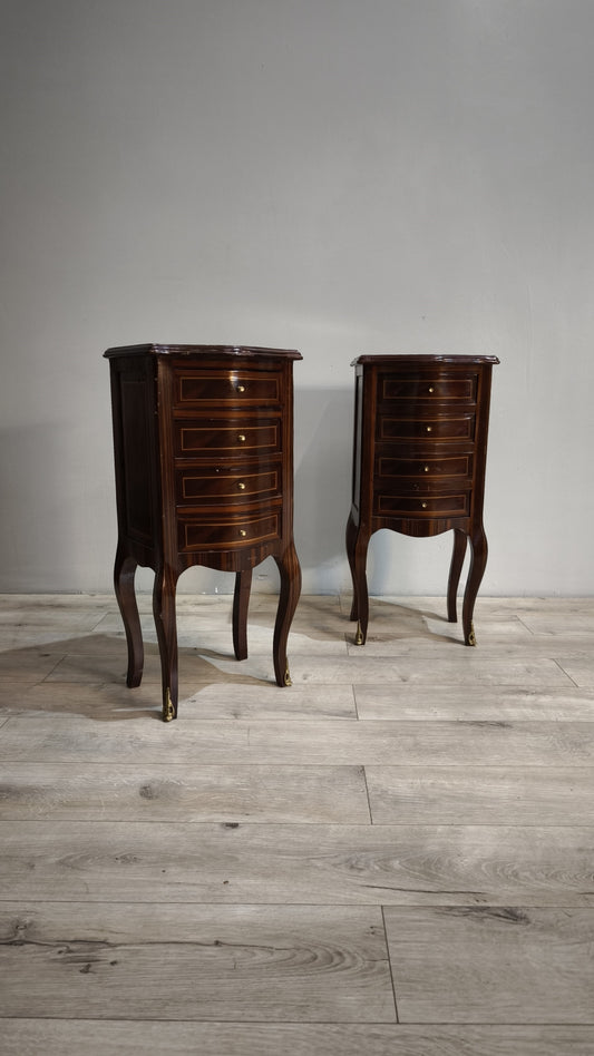 87093 Coppia di comodini con quattro cassetti e gambe a sciabola