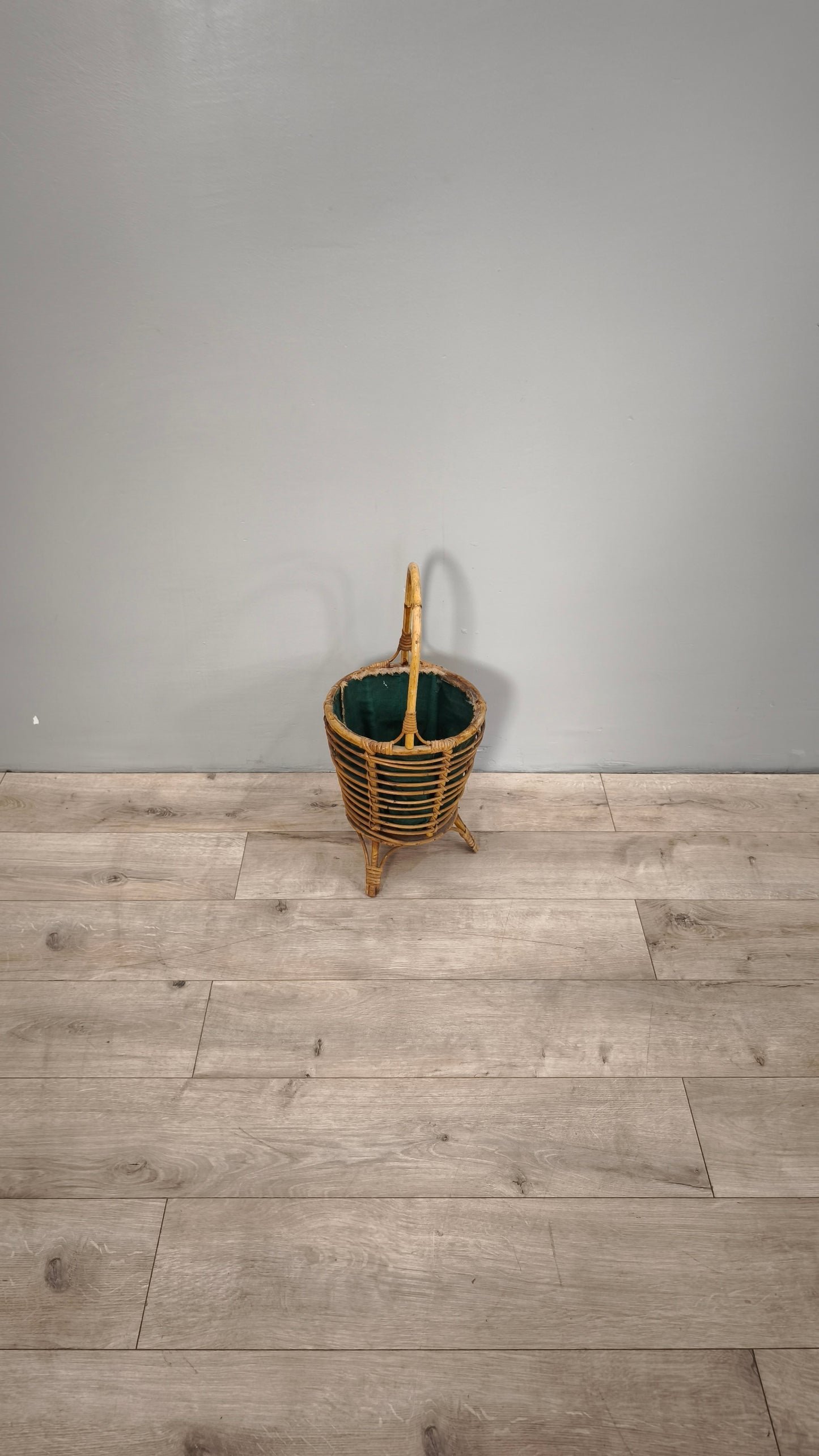 86875 Porta gomitoli vintage in bambù (tessuto verde)