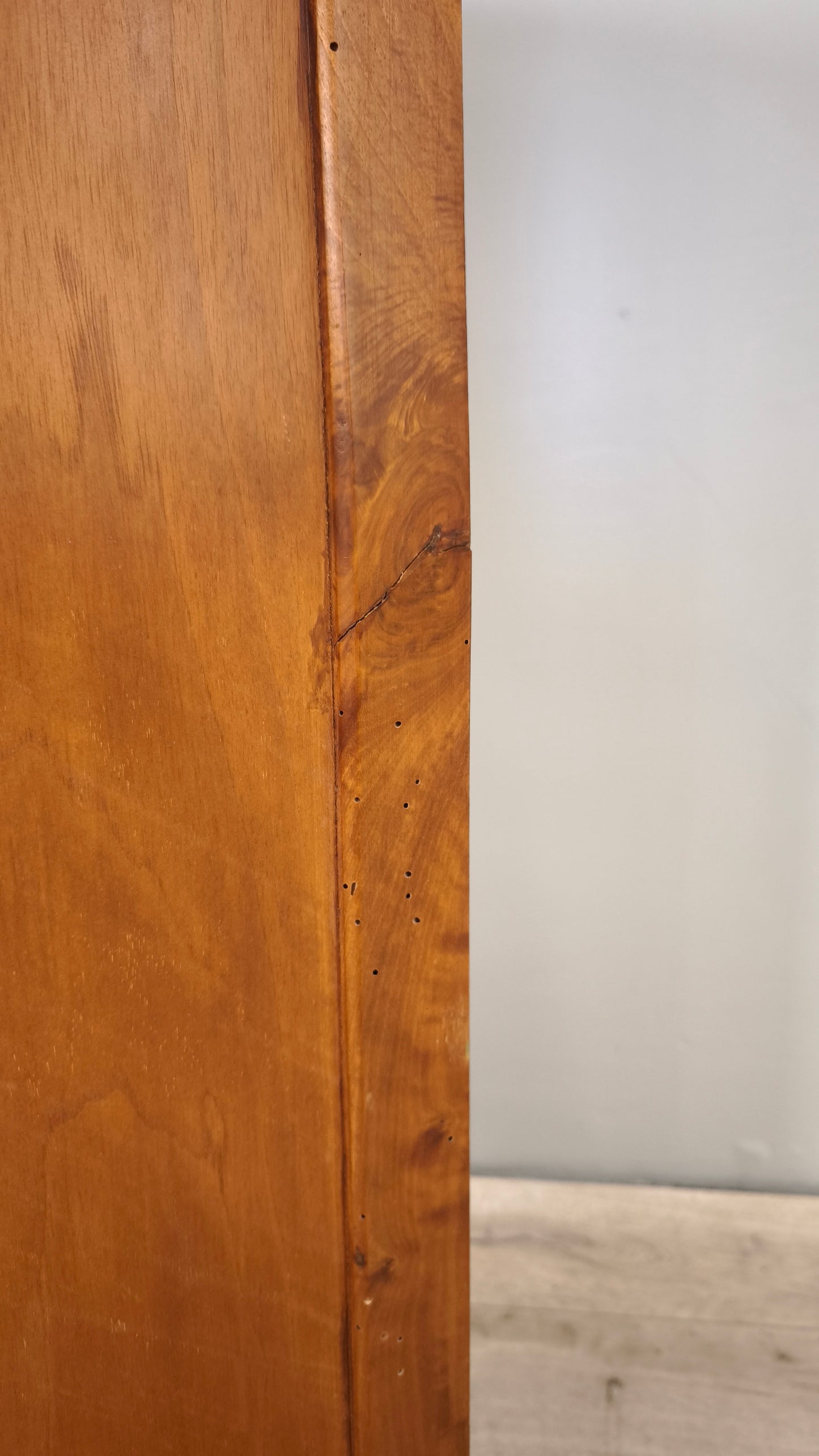 87212 Settimino da camera in legno con piedi a sciabola