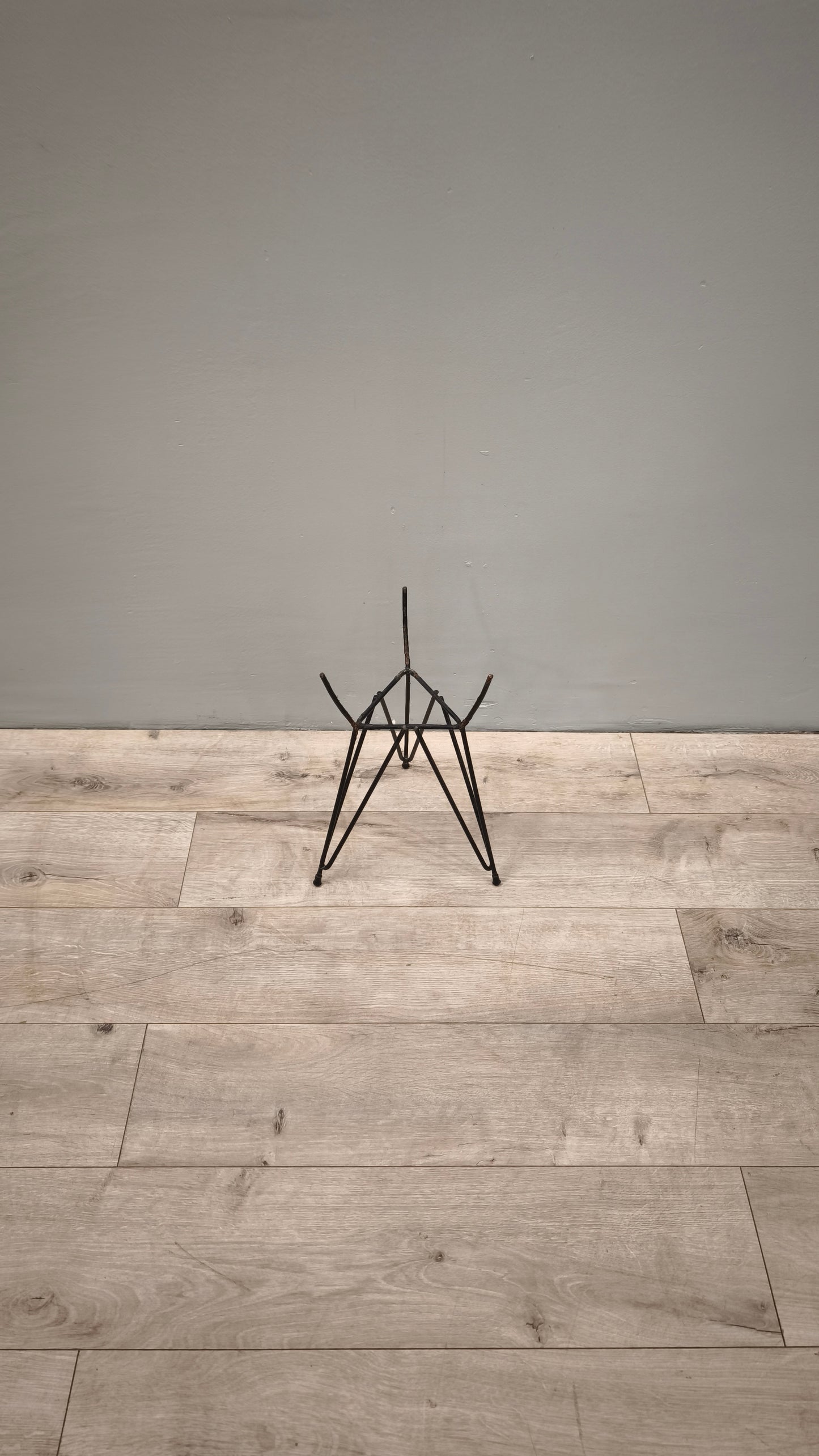 86886 Porta piante vintage in ferro