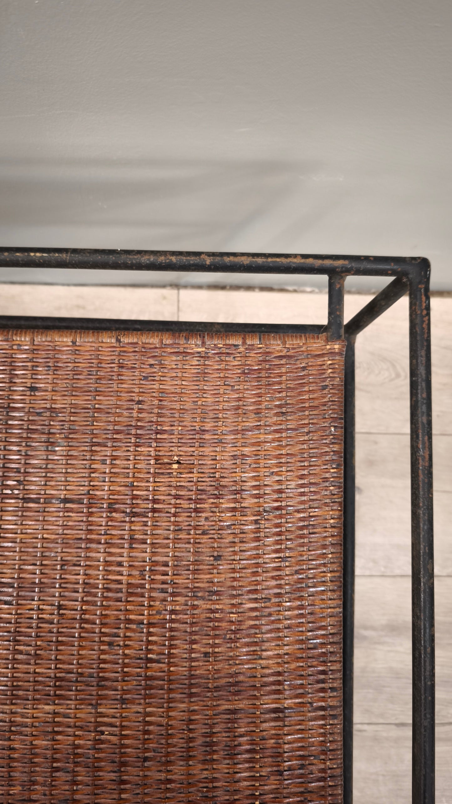 86798 Tavolo da salotto in ferro e paglia