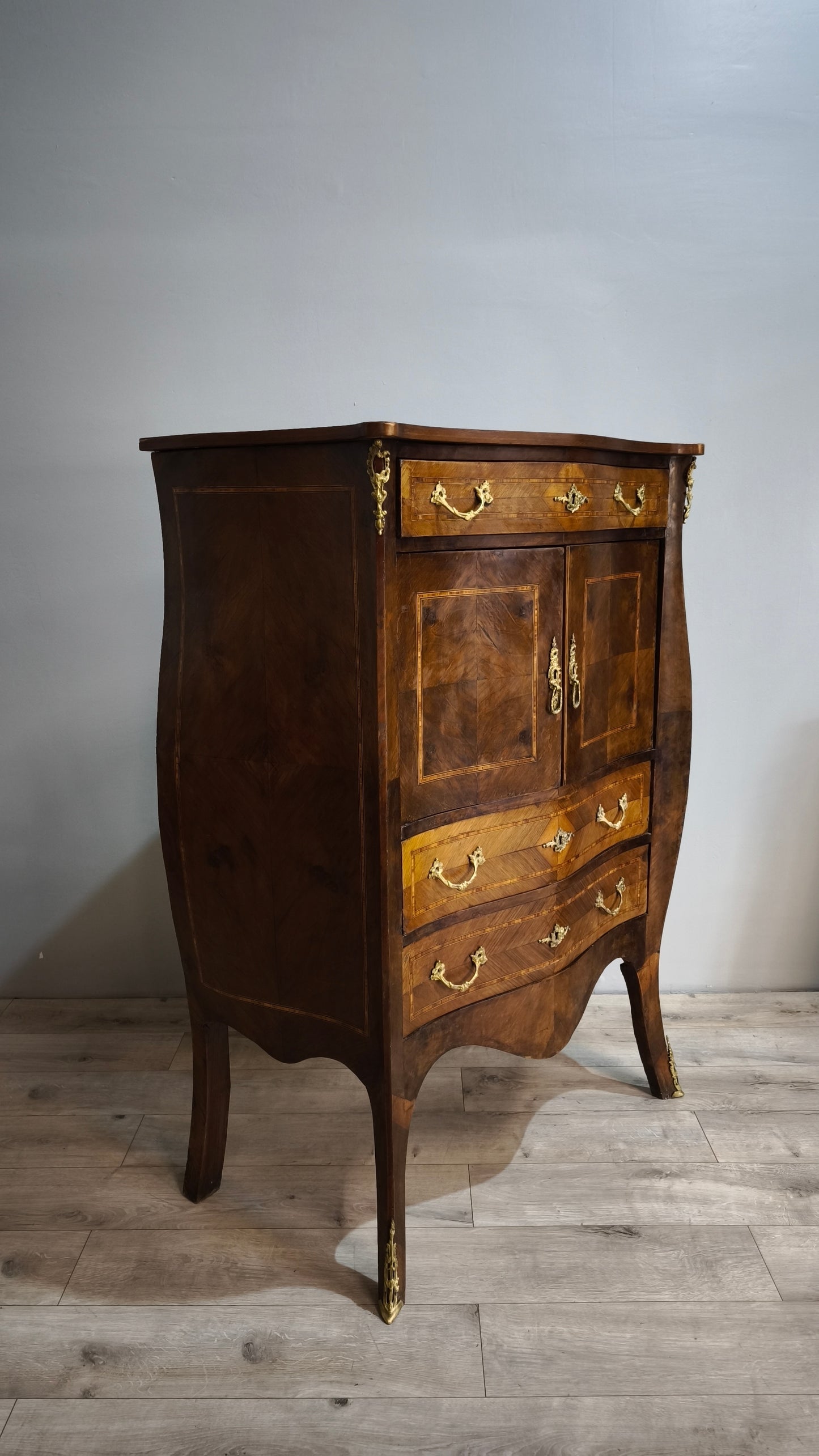 87267  Mobile secretaire intarsiato stile Luigi XV