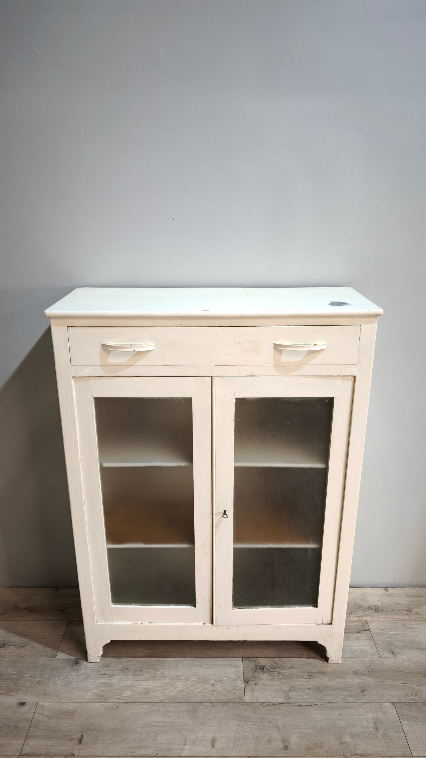 87304 Vetrinetta bianca anni '50