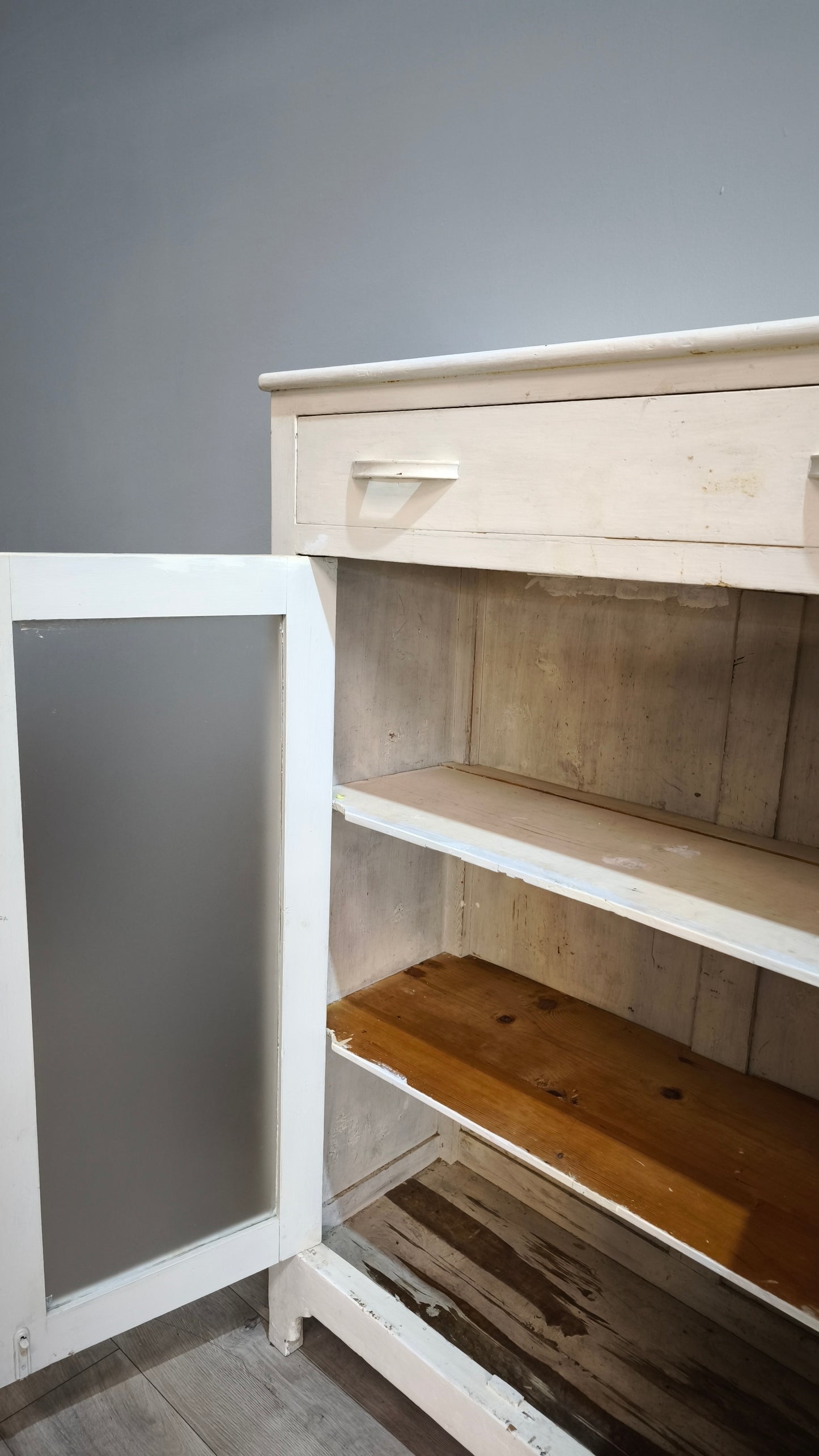 87304 Vetrinetta bianca anni '50