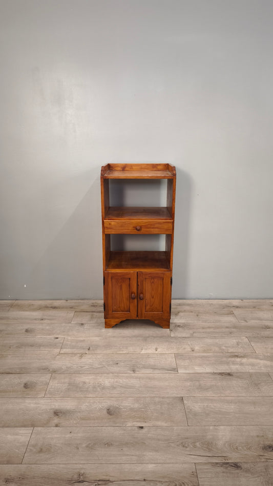 87343 Mobiletto in legno tre ripiani