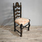 87417-2 Sedia in legno intagliato con seduta imbottita