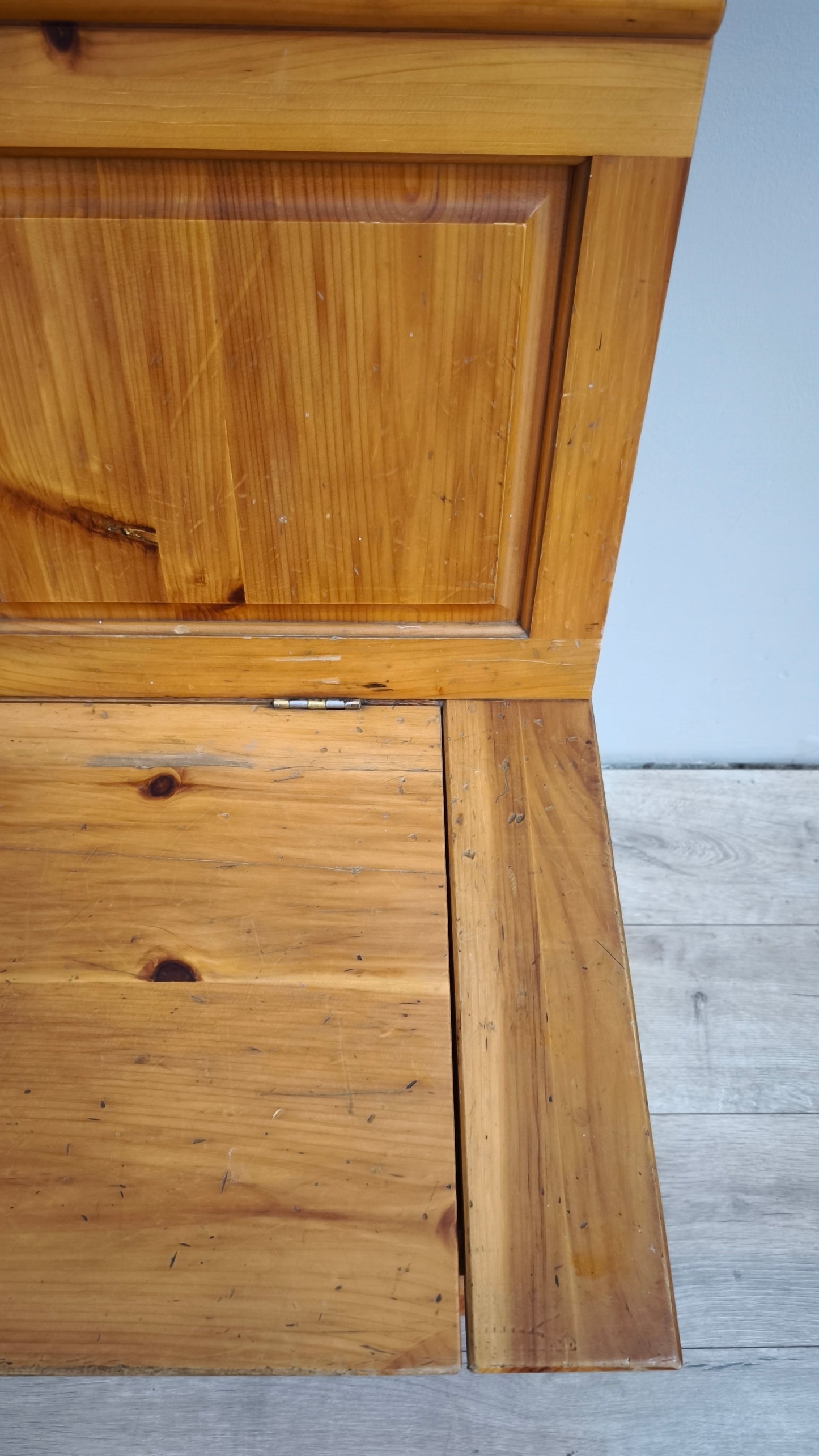 87436 Panca in abete con schienale