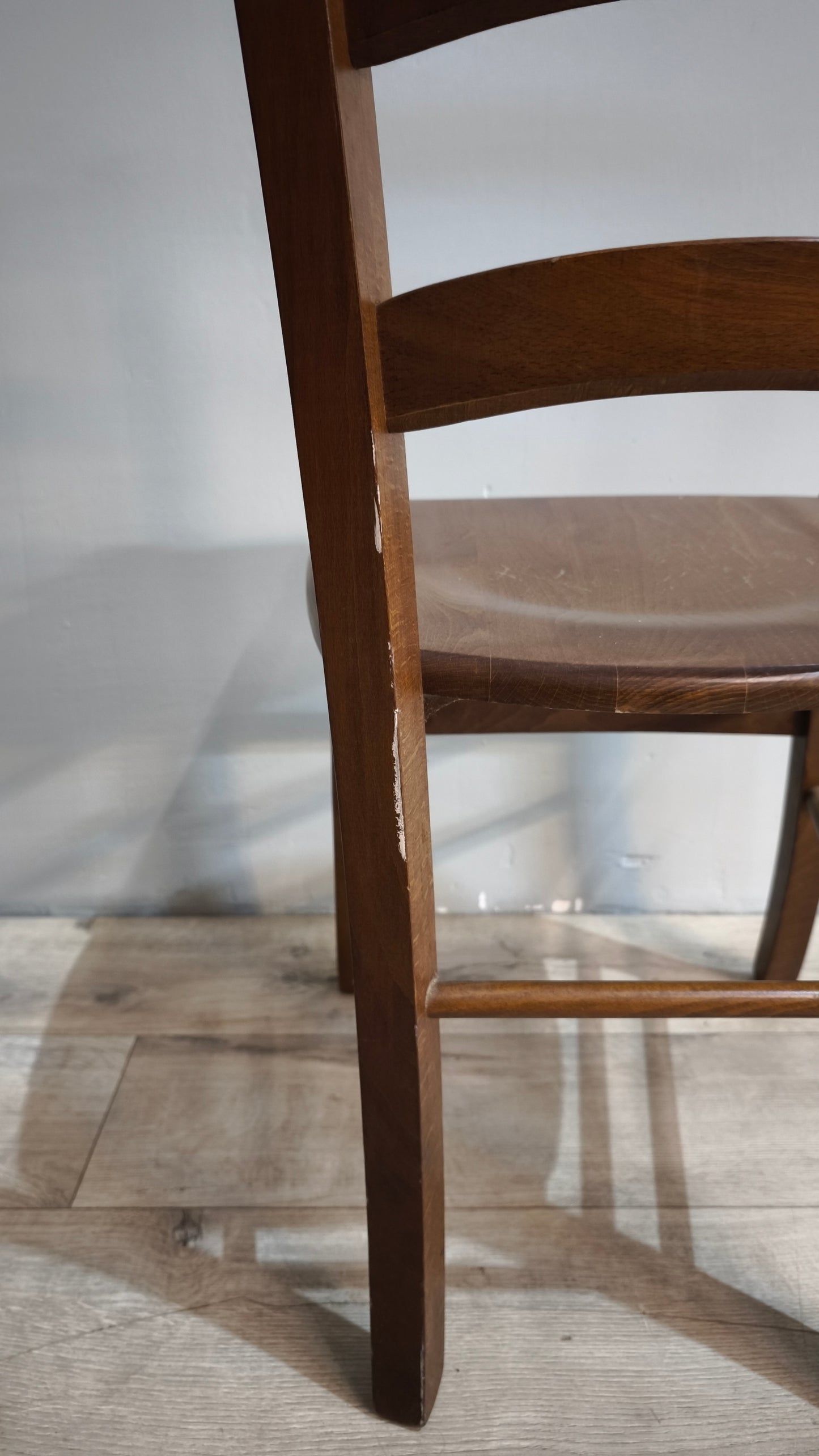 87437 Set n 4 sedie in legno